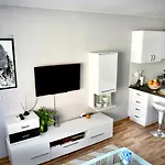 морски бриз דירה וארנה